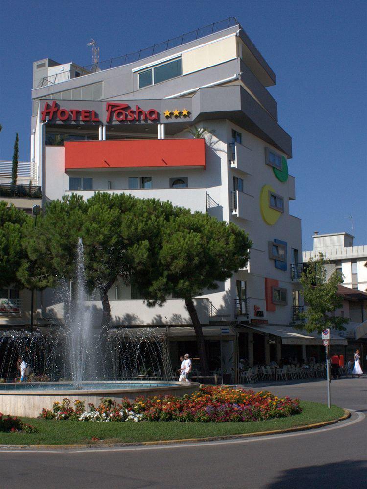 Hotel Pasha Линяно Сабиадоро Екстериор снимка