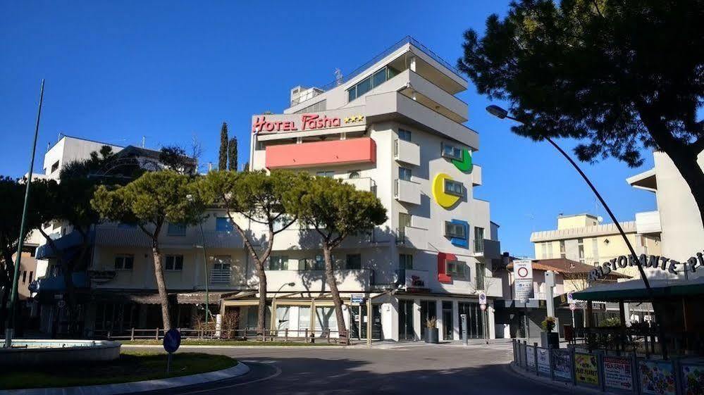 Hotel Pasha Линяно Сабиадоро Екстериор снимка