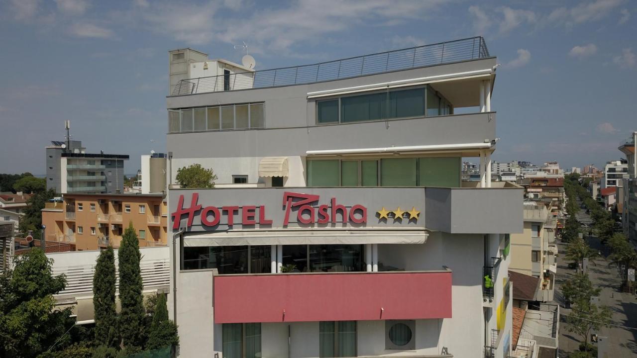 Hotel Pasha Линяно Сабиадоро Екстериор снимка