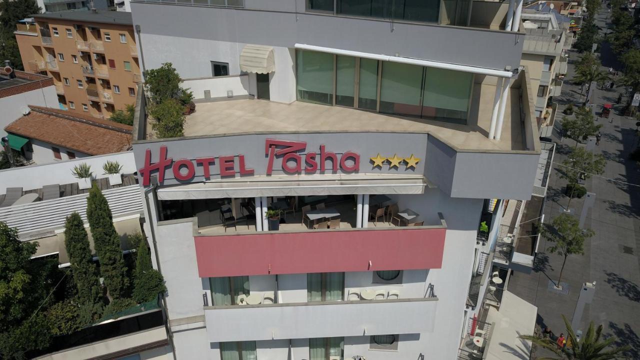 Hotel Pasha Линяно Сабиадоро Екстериор снимка